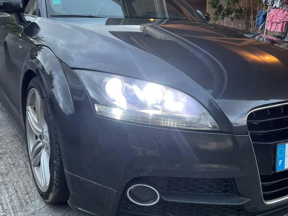 Audi TT : phare après intervention