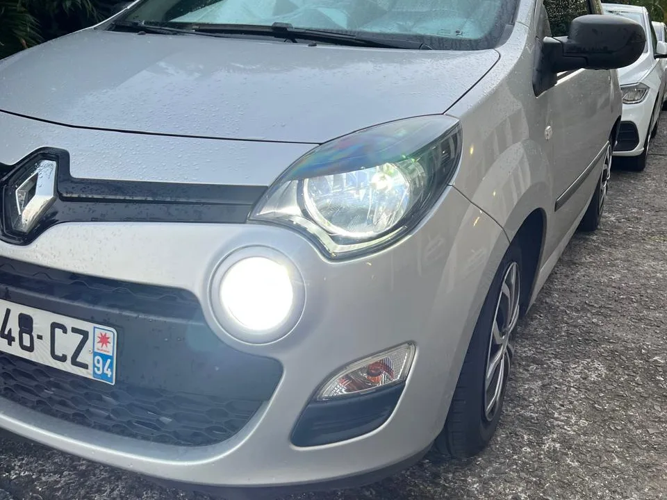 Renault Twingo 2 : phare après intervention